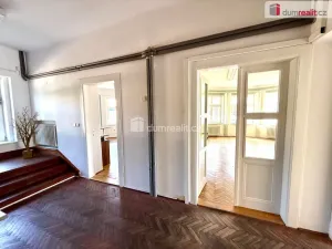 Pronájem kanceláře, Veltrusy, Palackého, 63 m2
