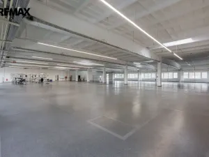 Pronájem výrobních prostor, Chodová Planá, Kyjovská, 2489 m2