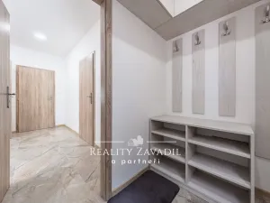 Prodej bytu 3+kk, Praha - Kyje, Světská, 58 m2