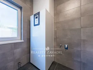 Prodej bytu 3+kk, Praha - Kyje, Světská, 58 m2