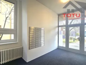Pronájem kanceláře, Chrudim, Palackého třída, 18 m2