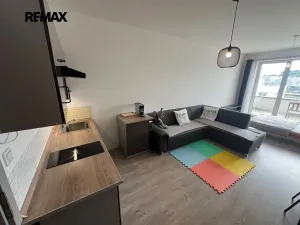 Pronájem bytu 1+kk, Chýně, Premonstrátů, 36 m2