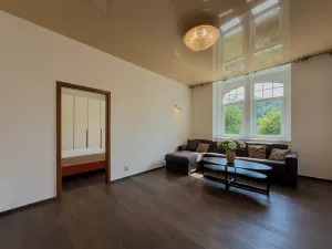 Prodej bytu 3+1, Karlovy Vary, Na Vyhlídce, 94 m2