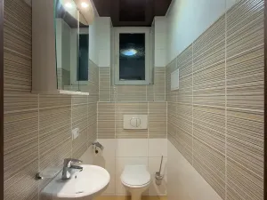 Prodej bytu 3+1, Karlovy Vary, Na Vyhlídce, 94 m2