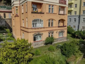 Prodej bytu 3+1, Karlovy Vary, Na Vyhlídce, 94 m2