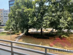Pronájem bytu 2+kk, Praha - Holešovice, U vody, 54 m2