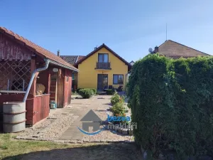 Prodej rodinného domu, Čeperka, Havlíčkova, 200 m2
