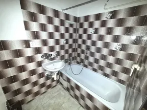 Pronájem bytu 3+1, Hrušovany nad Jevišovkou, 9. května, 73 m2