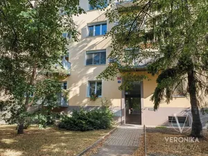 Prodej bytu 2+1, Praha - Hloubětín, Poděbradská, 54 m2