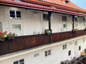 Pronájem bytu 1+kk, Praha - Malá Strana, Všehrdova, 25 m2