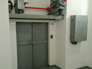 Prodej skladu, Praha - Bubeneč, Šestidomí, 42 m2