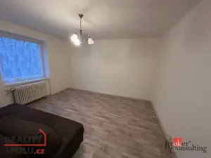 Pronájem bytu 1+1, Rokycany - Nové Město, Voldušská, 34 m2