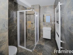 Pronájem bytu 1+kk, Veselí nad Moravou, náměstí Míru, 26 m2