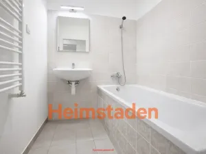 Pronájem bytu 2+1, Karviná - Nové Město, tř. Osvobození, 55 m2