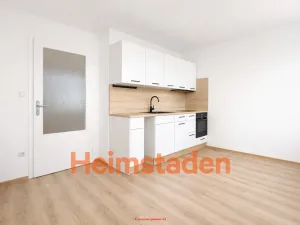 Pronájem bytu 1+kk, Karviná - Hranice, Slovenská, 30 m2