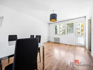 Pronájem bytu 3+1, Hradec Králové - Slezské Předměstí, Ječná, 56 m2