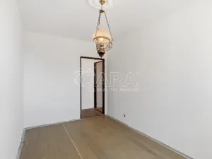 Prodej bytu 2+kk, Praha - Libeň, K Okrouhlíku, 42 m2