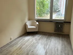 Pronájem bytu 3+1, Praha - Kobylisy, Mirovická, 78 m2