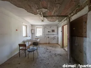 Prodej zemědělského objektu, Korouhev, 1400 m2