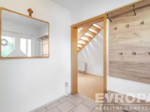 Prodej rodinného domu, Hybrálec, 225 m2