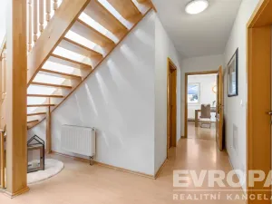 Prodej rodinného domu, Hybrálec, 225 m2