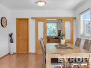 Prodej rodinného domu, Hybrálec, 225 m2