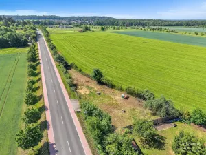 Prodej komerčního pozemku, Hradec Králové, 775 m2