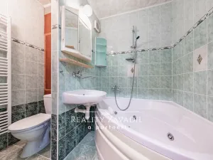 Pronájem bytu 2+1, Praha - Lhotka, U lesa, 60 m2