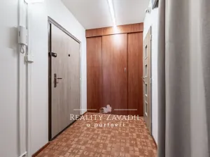 Pronájem bytu 2+1, Praha - Lhotka, U lesa, 60 m2