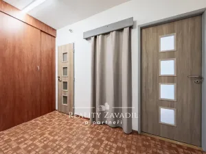 Pronájem bytu 2+1, Praha - Lhotka, U lesa, 60 m2