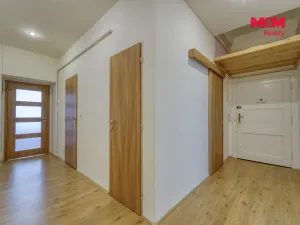Prodej bytu 2+kk, Praha - Nusle, U družstva Život, 56 m2