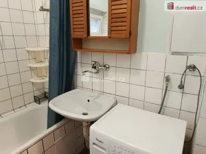 Pronájem bytu 1+kk, Praha - Liboc, Nová Šárka, 30 m2