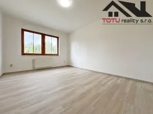 Pronájem bytu 3+1, Náchod, U Zastávky, 69 m2