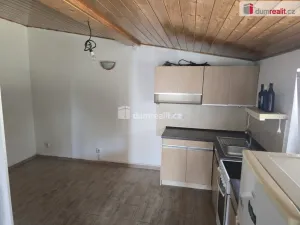 Prodej rodinného domu, Vinařice, 140 m2