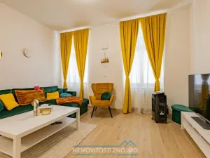 Pronájem bytu 1+kk, Znojmo, Mariánské náměstí, 34 m2
