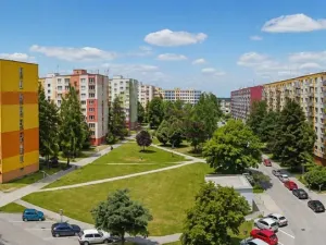 Prodej bytu 2+1, Jindřichův Hradec - Jindřichův Hradec III, sídliště Vajgar, 63 m2