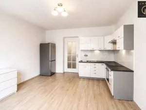 Pronájem bytu 2+kk, Praha - Strašnice, Nad Primaskou, 55 m2