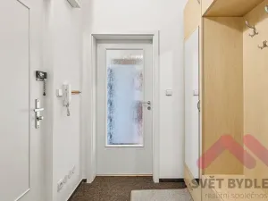 Pronájem bytu 2+kk, Praha - Krč, Tavolníková, 51 m2