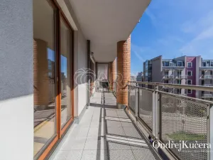 Pronájem bytu 2+kk, Praha - Dejvice, Heinemannova, 66 m2