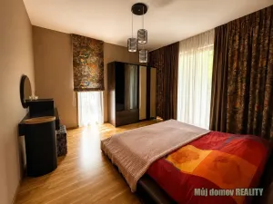 Pronájem bytu 3+kk, Praha - Hrdlořezy, Nad Smetankou, 89 m2