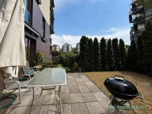 Pronájem bytu 3+kk, Praha - Hrdlořezy, Nad Smetankou, 89 m2
