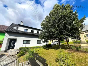 Prodej atypického bytu, Beňov, 235 m2