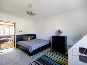 Prodej rodinného domu, Nové Strašecí, Mšecká, 216 m2