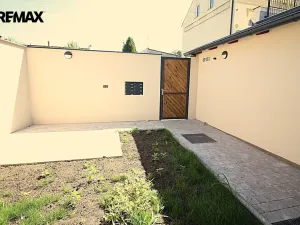 Pronájem bytu 1+kk, Chrastava, náměstí 1. máje, 31 m2