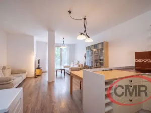 Prodej bytu 2+kk, Praha, U Zátiší, 64 m2