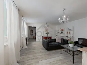 Prodej rodinného domu, Praha - Karlín, Pernerova, 81 m2