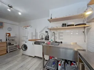 Prodej rodinného domu, Praha - Karlín, Pernerova, 81 m2