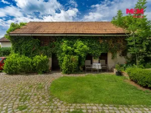 Prodej rodinného domu, Kněžmost - Koprník, 250 m2
