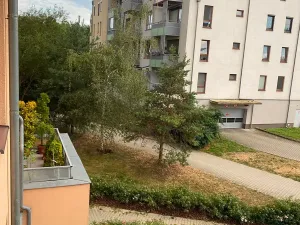 Pronájem bytu 3+kk, Praha - Černý Most, Bergmanova, 56 m2