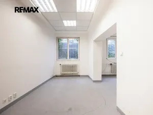 Pronájem skladu, Rudná, Masarykova, 1270 m2